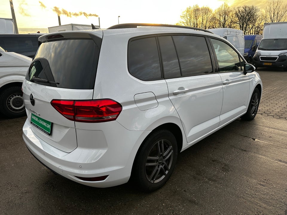 VW Touran 2,0 TDi 150 Comfortline DSG Van 5d