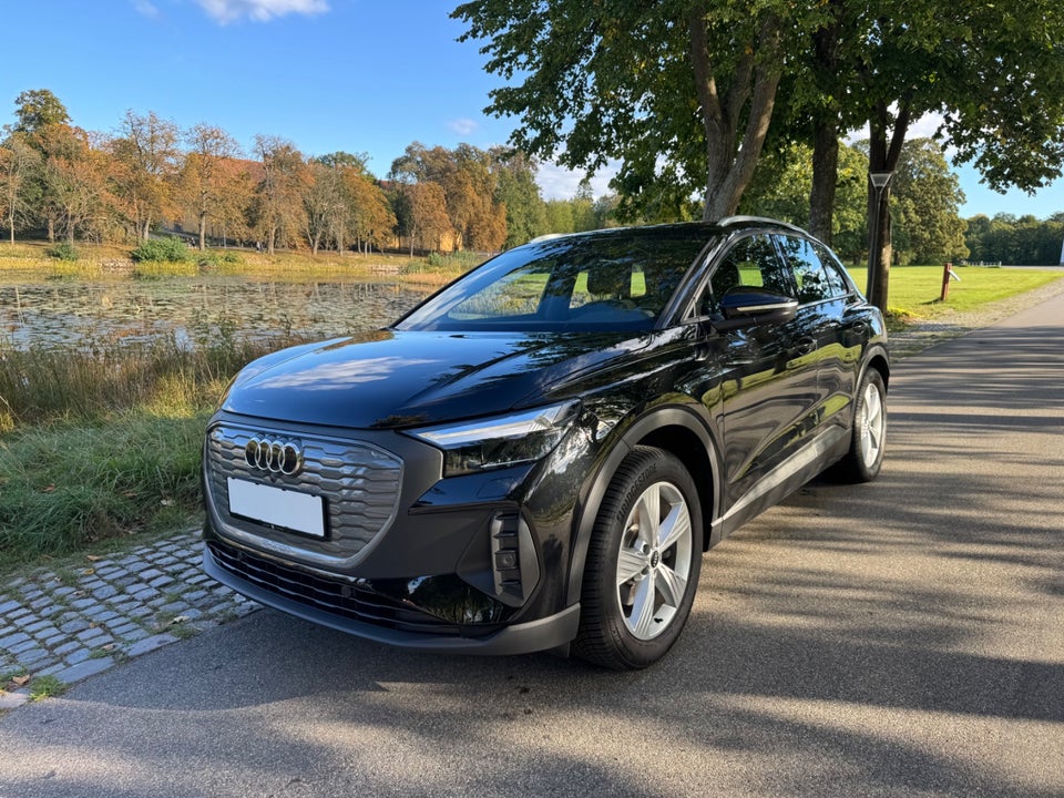 Audi Q4 e-tron 35 Advanced 5d