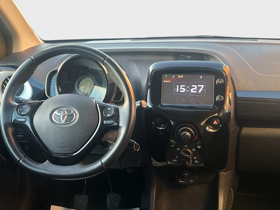 Toyota Aygo 1,0 VVT-i x-cellence 5d