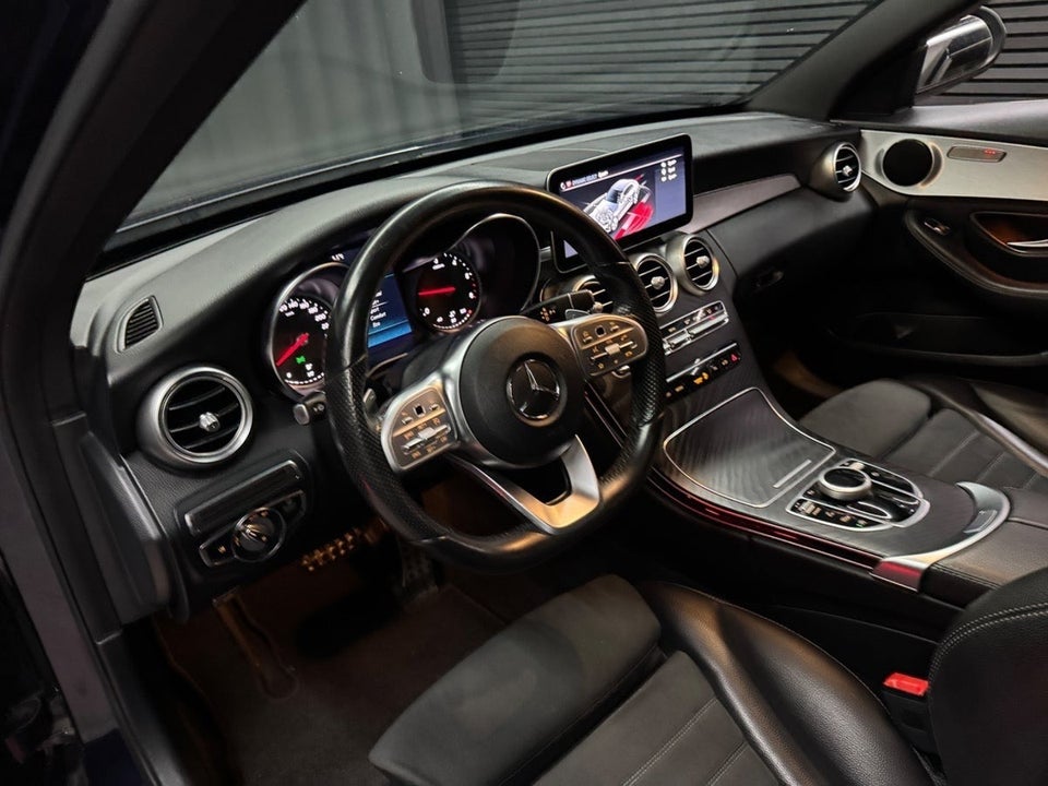 Mercedes C220 d 2,0 AMG Line aut. 4d