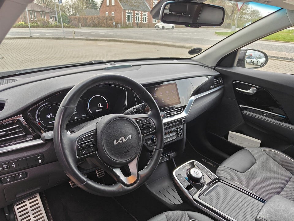 Kia e-Niro 64 Advance 5d