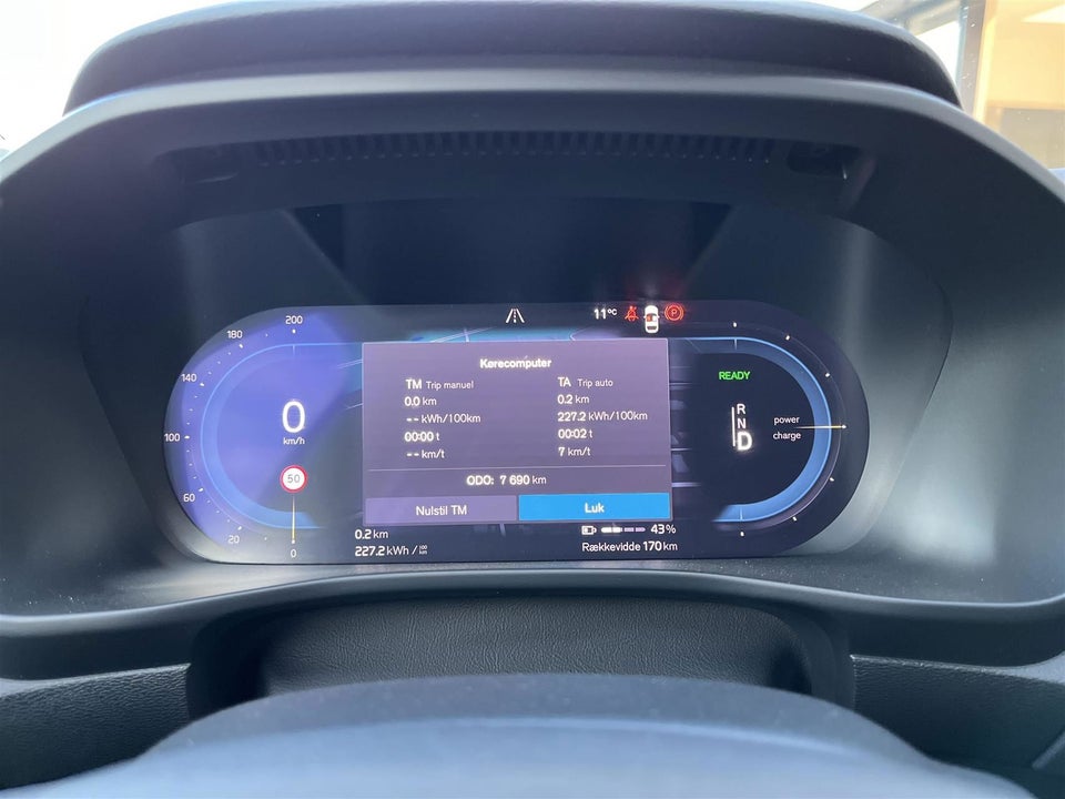 Volvo XC40 P6 ReCharge Plus 5d