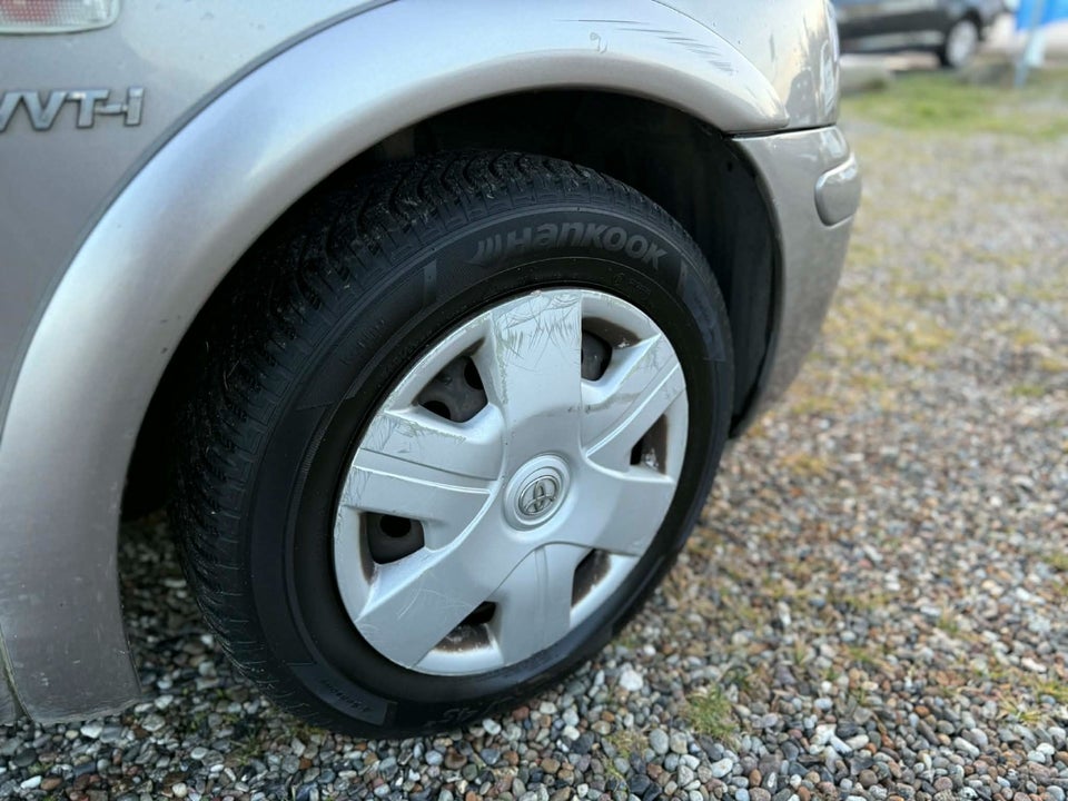 Toyota Yaris Verso 1,3 Terra 5d