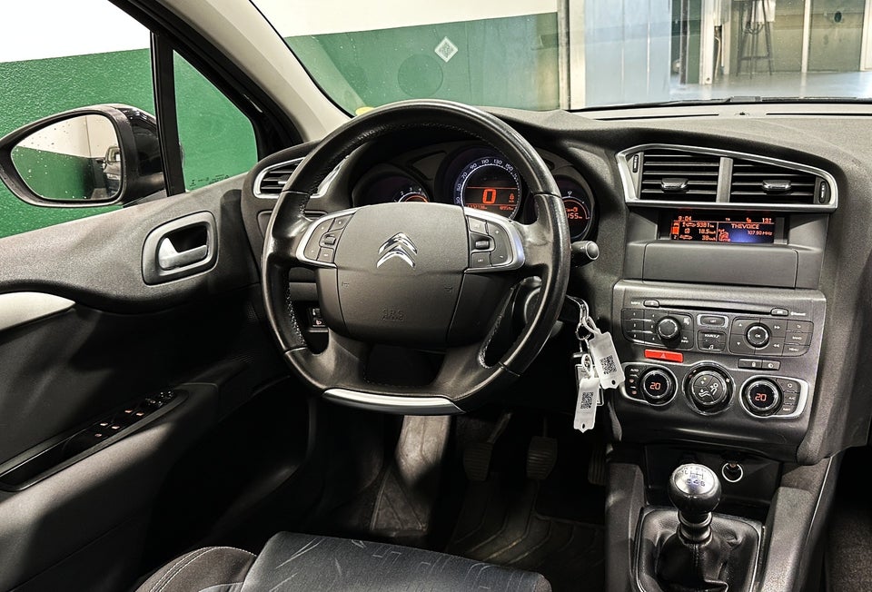 Citroën C4 1,6 e-HDi 115 Seduction 5d
