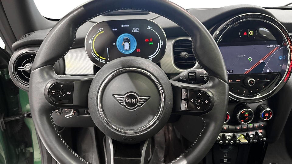 MINI Cooper SE Maximise 3d