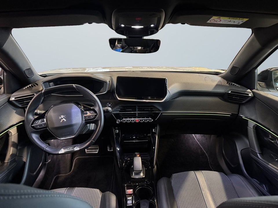 Peugeot e-2008 50 GT 5d