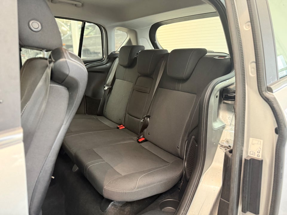 Ford B-MAX 1,0 SCTi 100 Titanium 5d