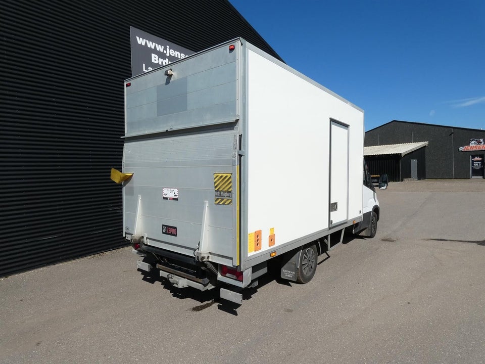 Iveco Daily 2,3 35S16 Alukasse m/lift AG8 2d