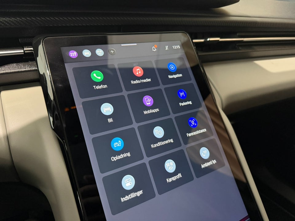 Ford Explorer 79 Premium Extended Range AWD 5d