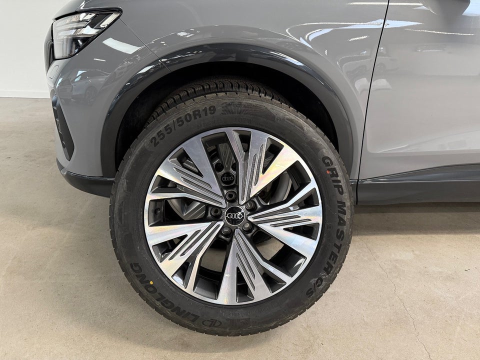 Audi Q4 e-tron 50 Attitude quattro 5d