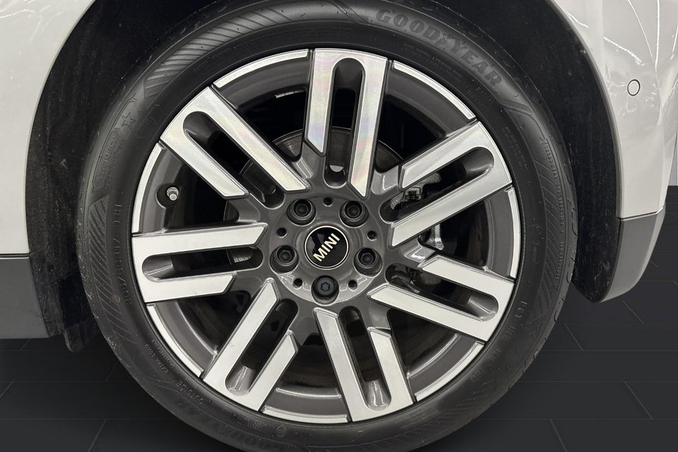 MINI Cooper E Classic Trim S 3d