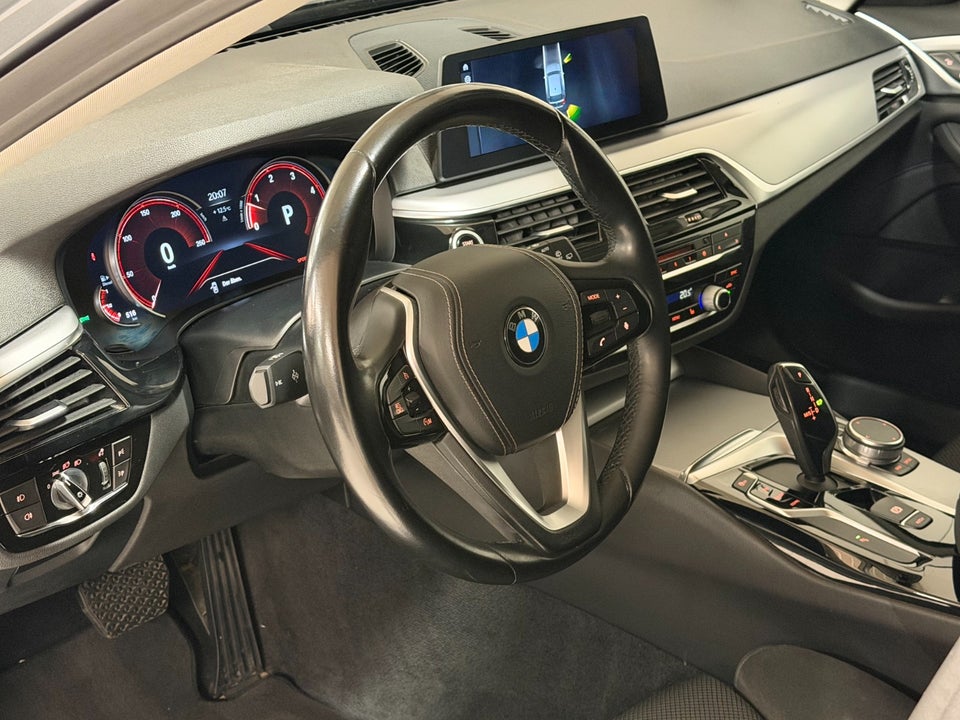 BMW 530d 3,0 Touring M-Sport aut. 5d