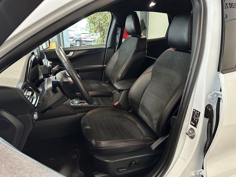 Ford Kuga 2,5 PHEV ST-Line X CVT Van 5d
