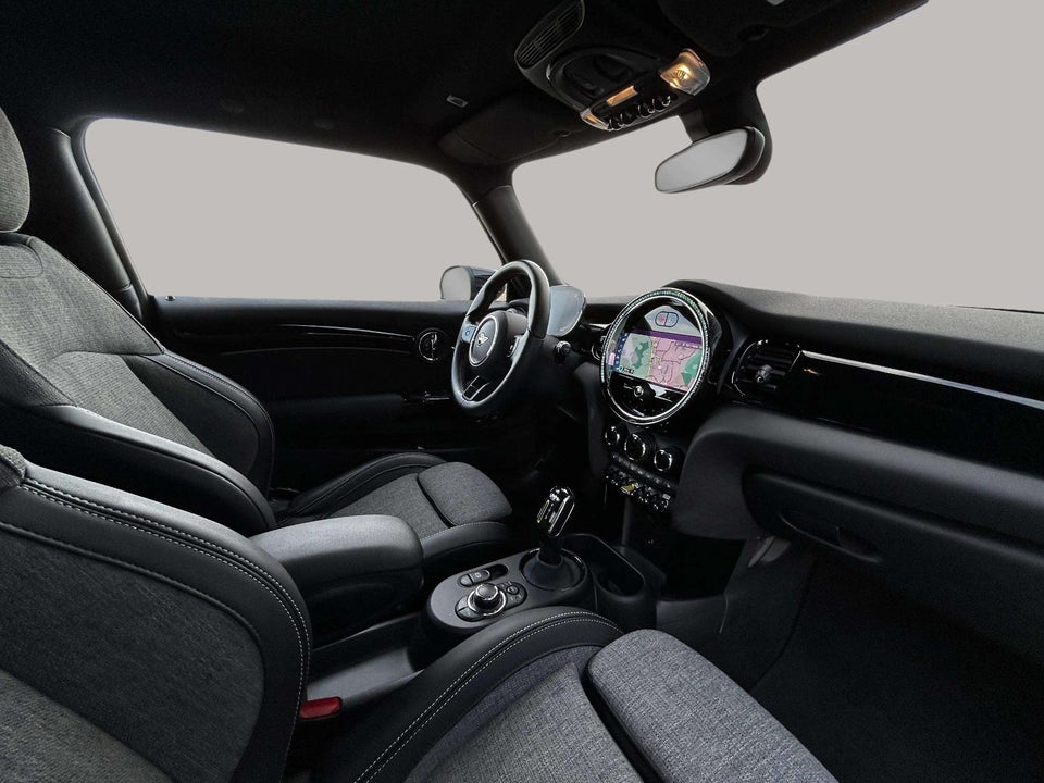 MINI Cooper SE Classic Trim 3d