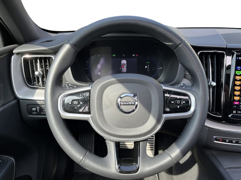 Volvo XC60 2,0 T6 ReCharge R-Design aut. AWD 5d
