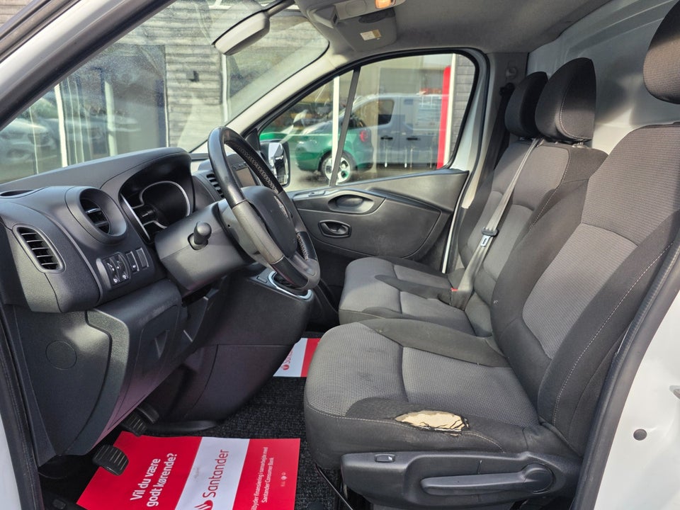 Renault Trafic T29 2,0 dCi 120 L2H1