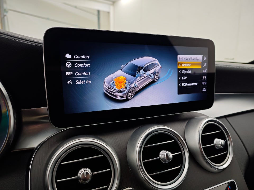 Mercedes C300 de 2,0 AMG Line Night Edition stc. aut. 5d