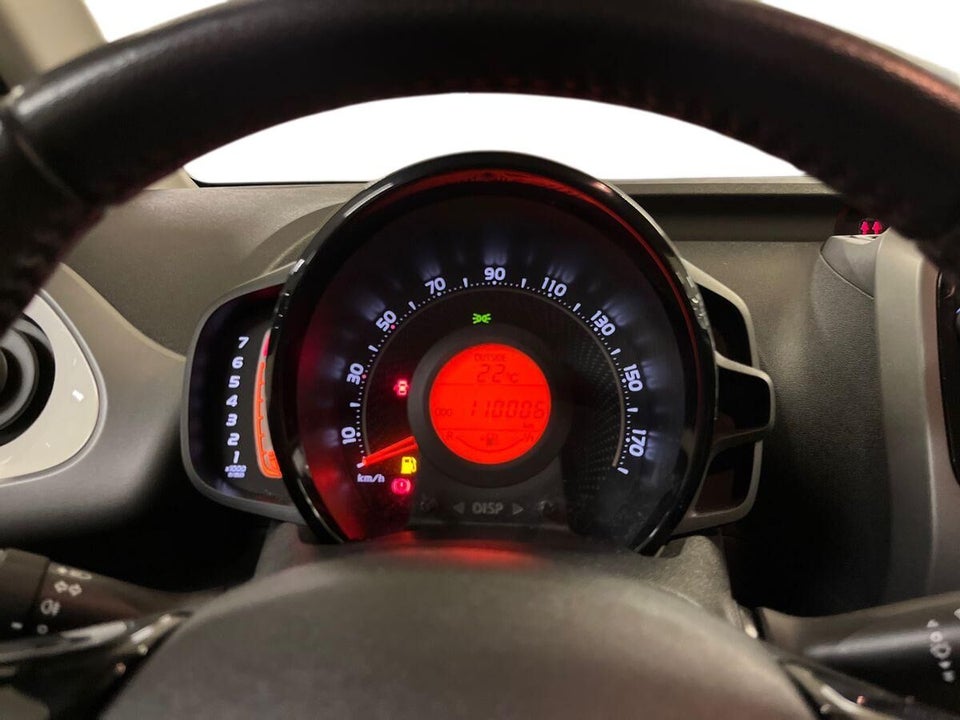 Toyota Aygo 1,0 VVT-i x-pose 5d