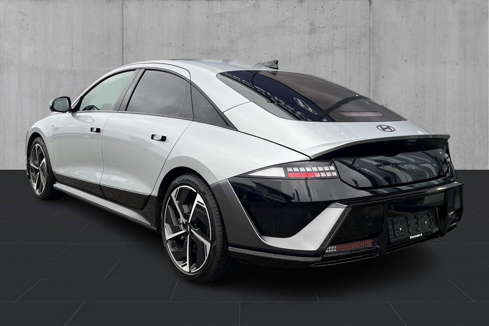 Hyundai Ioniq 6 84 N Line+ 4d