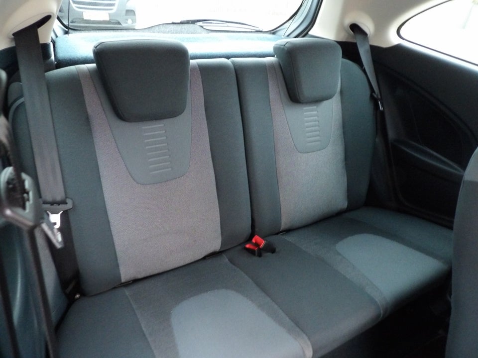 Ford Ka 1,2 Titanium 3d