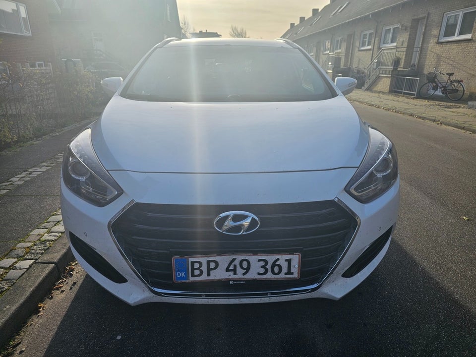 Hyundai i40 1,7 CRDi 115 Active CW 5d