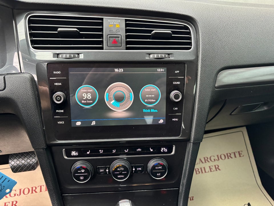 VW Golf VII 1,5 TSi 130 Comfortline DSG 5d