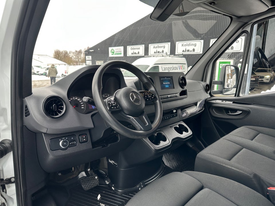 Mercedes Sprinter 314 2,2 CDi A2 Chassis aut. RWD 2d