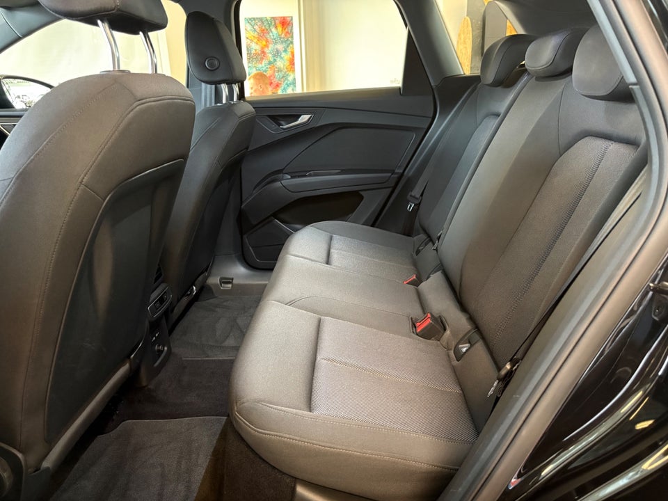 Audi Q4 e-tron 40  5d