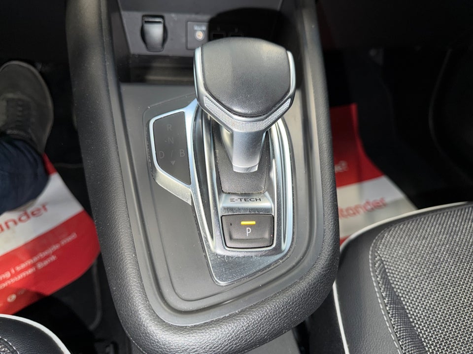 Renault Captur 1,6 E-Tech Intens 5d