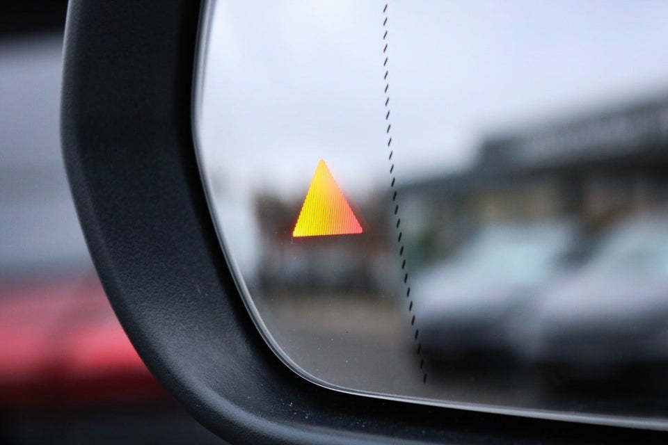 Mercedes EQA350 AMG Line 4Matic 5d