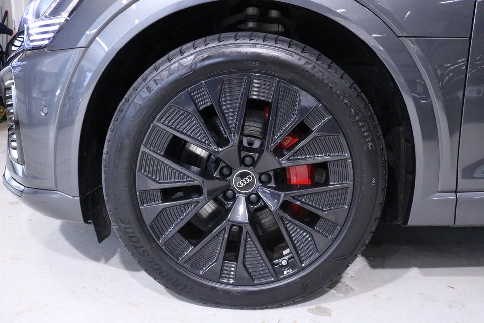 Audi Q8 e-tron 55 S-line Sportback quattro 5d