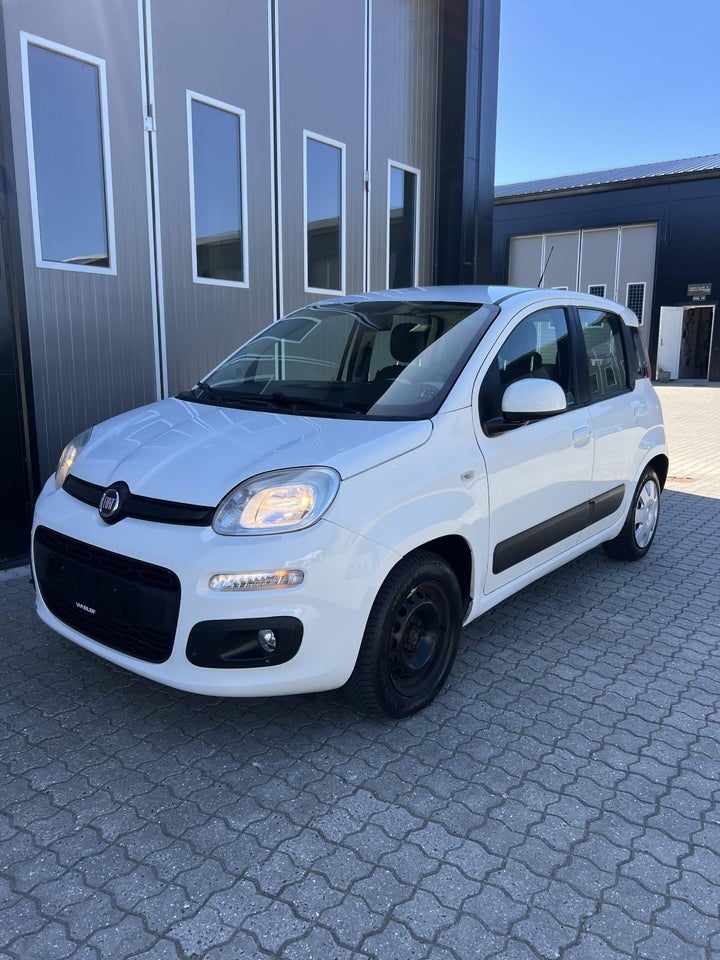 Fiat Panda 0,9 TwinAir 85 Lounge MTA 5d