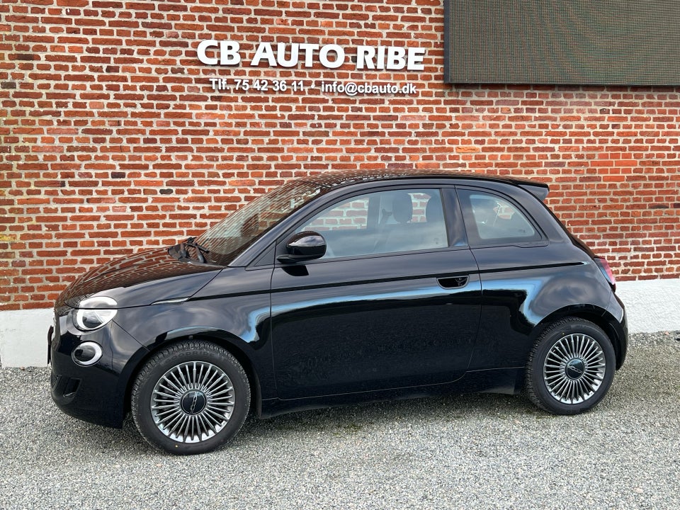 Fiat 500e 42 Icon 3d