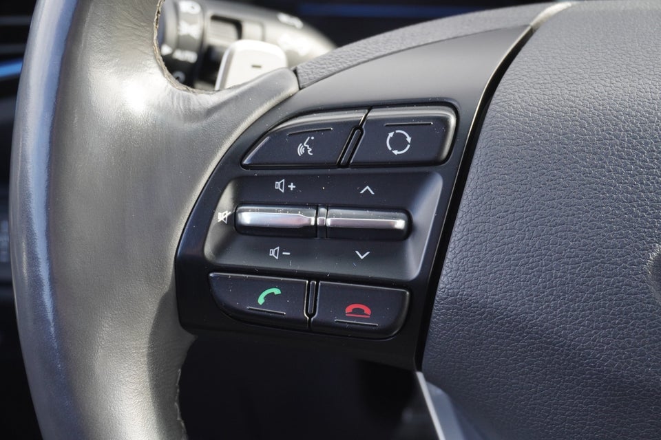 Hyundai Ioniq 1,6 HEV Premium DCT 5d