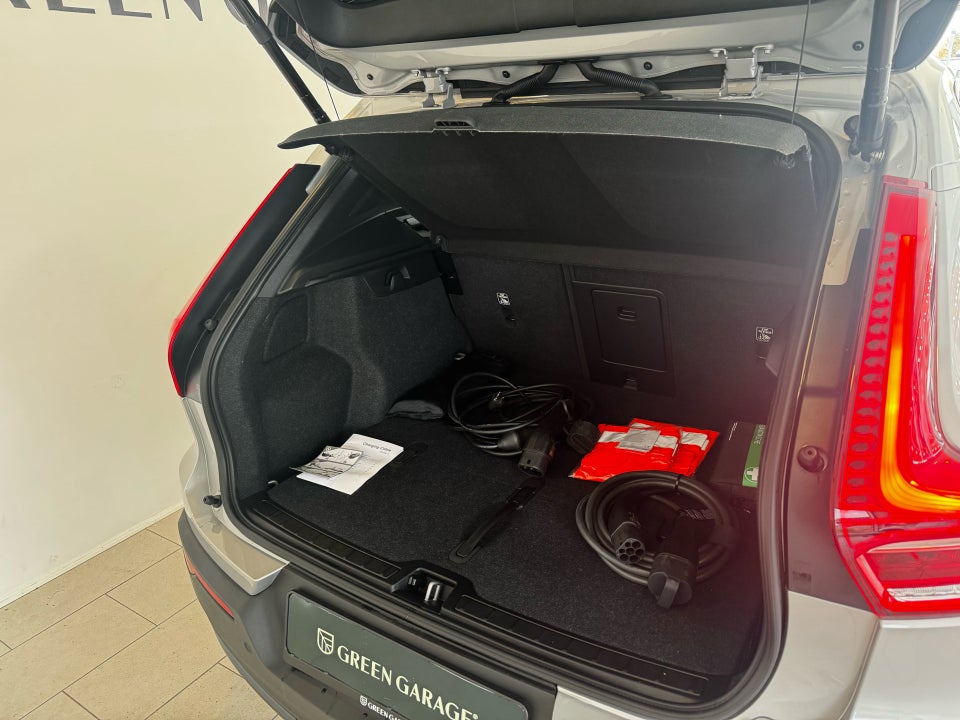 Volvo XC40 ReCharge Twin Plus 5d