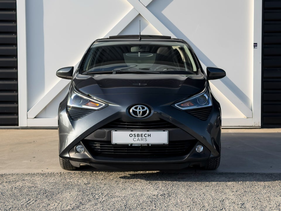 Toyota Aygo 1,0 VVT-i x-sky 5d