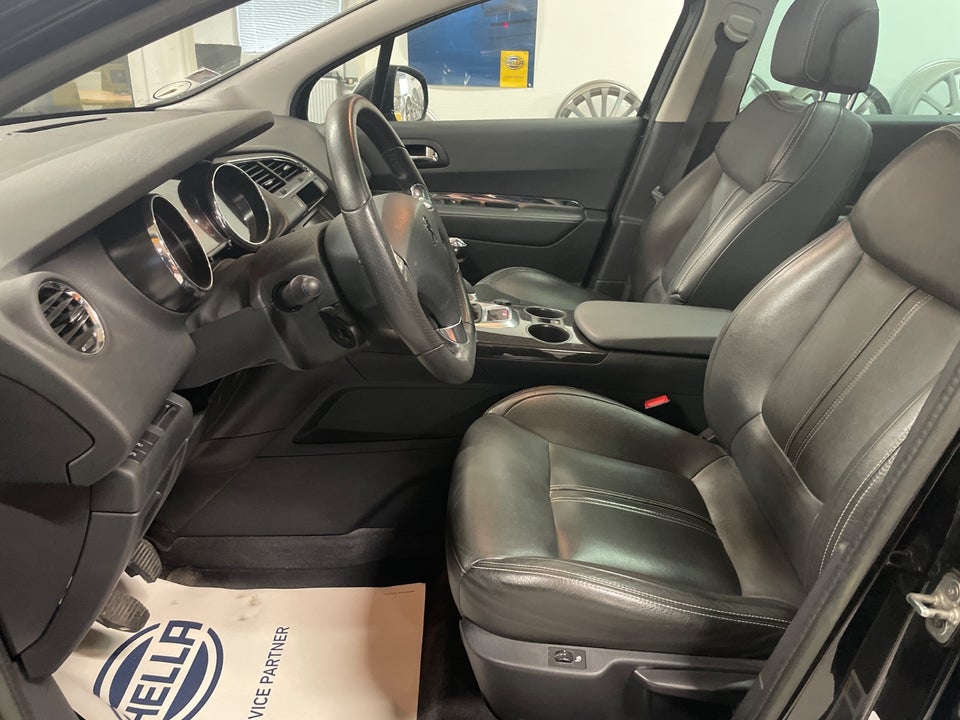 Peugeot 3008 1,6 HDi 114 Style 5d