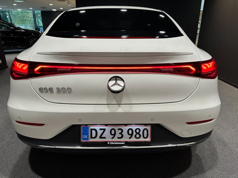 Mercedes EQE300 Electric Art 4d