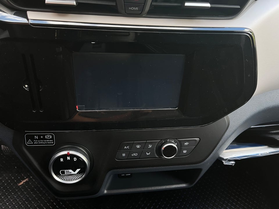 Maxus e-Deliver 3 50 Cargo Van SWB