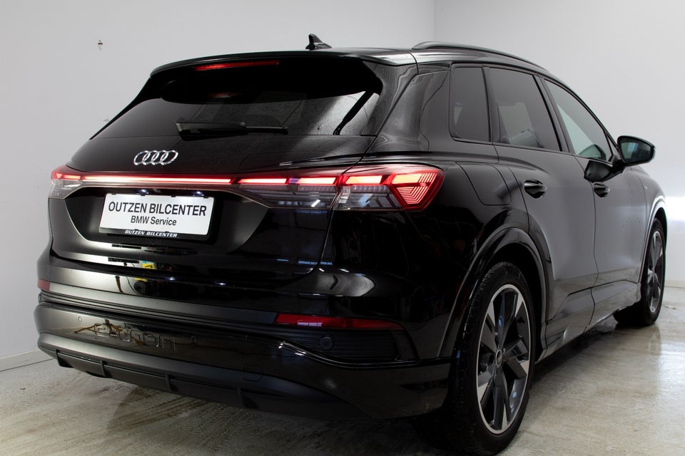 Audi Q4 e-tron 40 S-line 5d