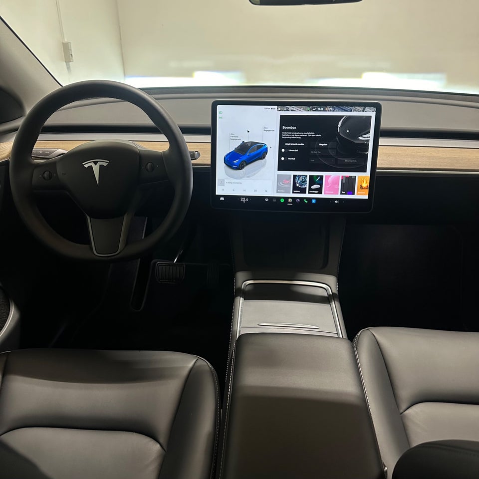 Tesla Model Y RWD 5d