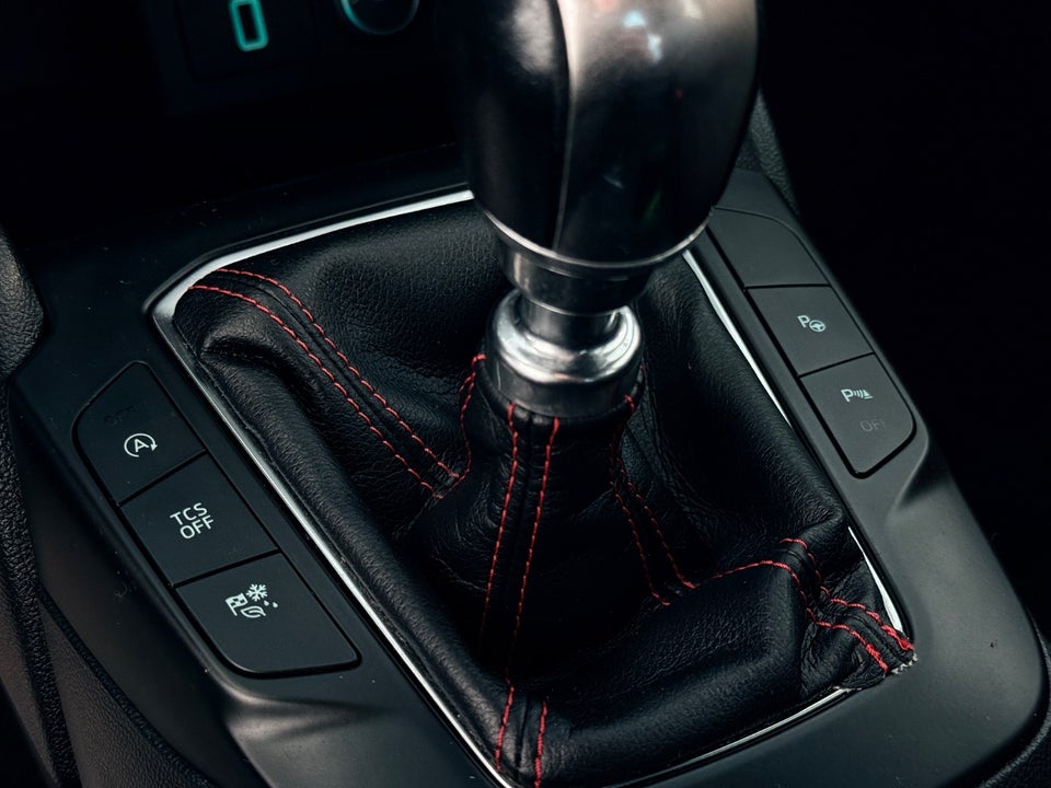 Ford Focus 1,0 EcoBoost ST-Line 5d