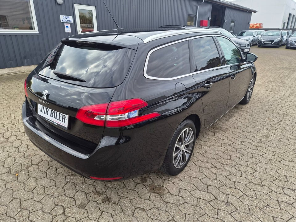 Peugeot 308 1,6 BlueHDi 120 Active SW EAT6 5d
