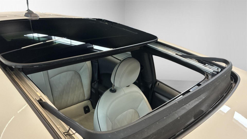 MINI Cooper SE Yours Trim 3d