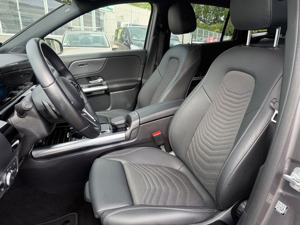 Mercedes EQA250+ Progressive 5d