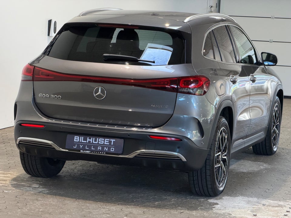Mercedes EQA300 AMG Line 4Matic 5d