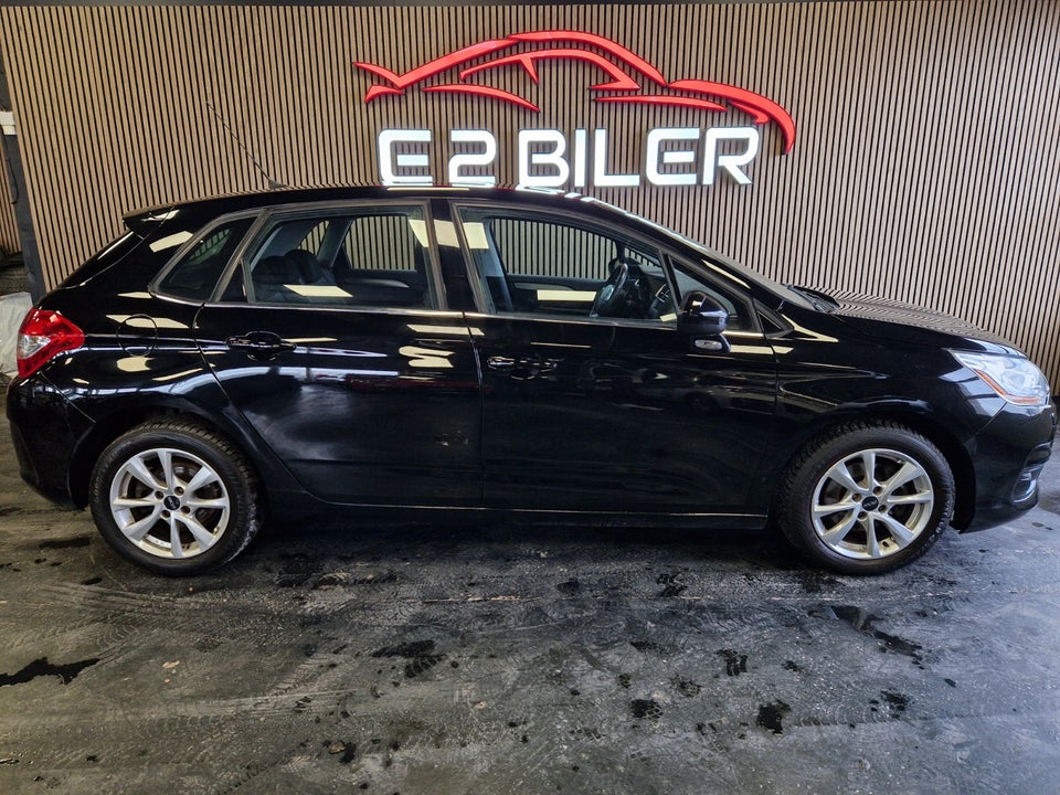 Citroën C4 1,6 e-HDi 115 Seduction E6G 5d