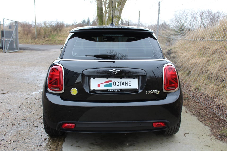 MINI Cooper SE Edition Premium Plus 3d