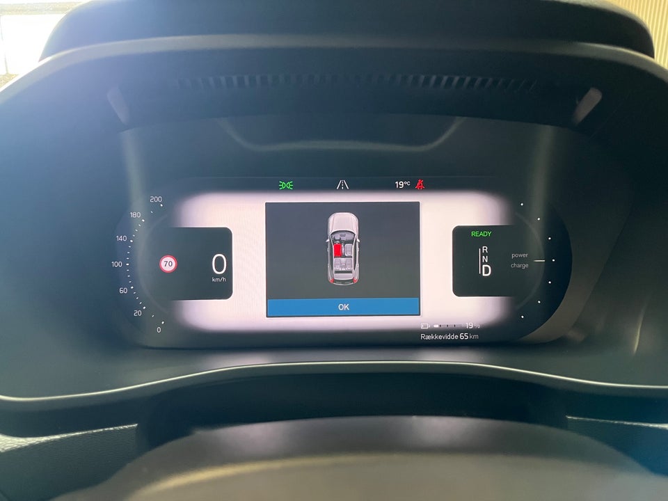 Volvo XC40 P6 ReCharge Core 5d