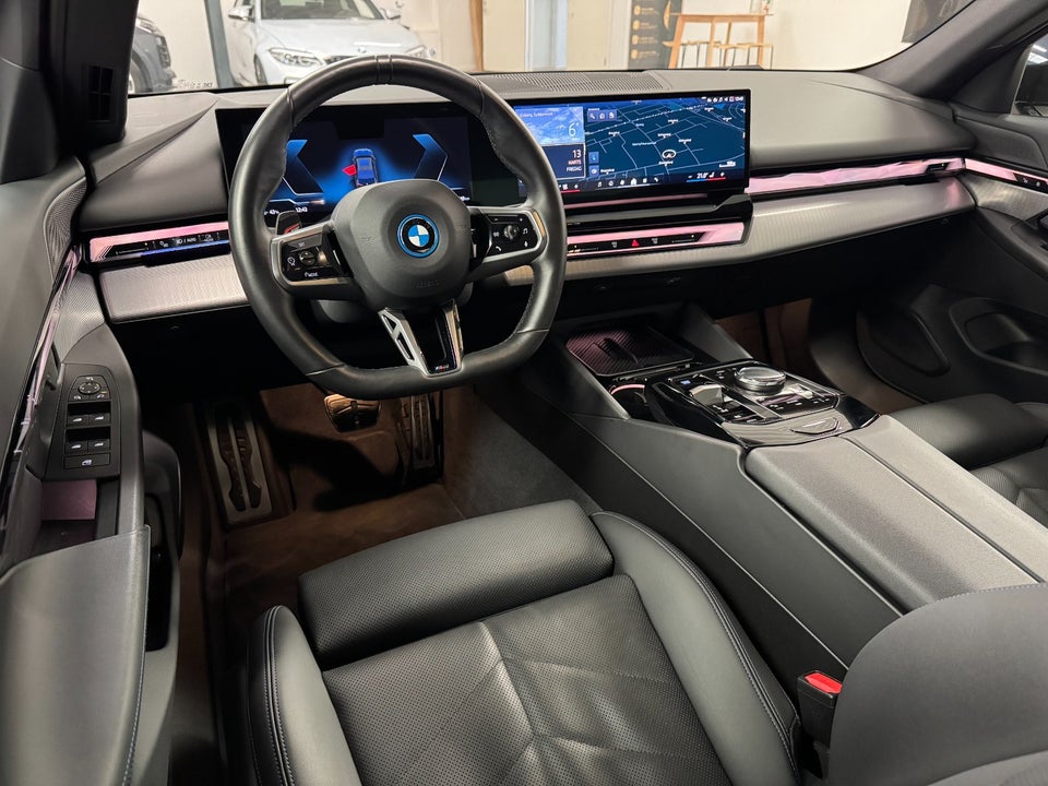 BMW i5 eDrive40 M-Sport 4d
